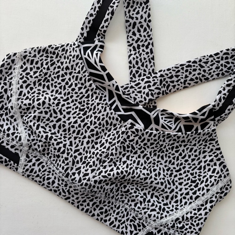 Lululemon Rack Pack Sports Bra Size 4